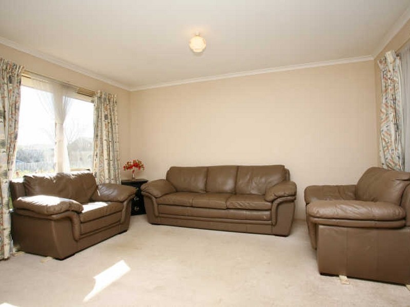 4 Kelburn Road, Berwick VIC 3806