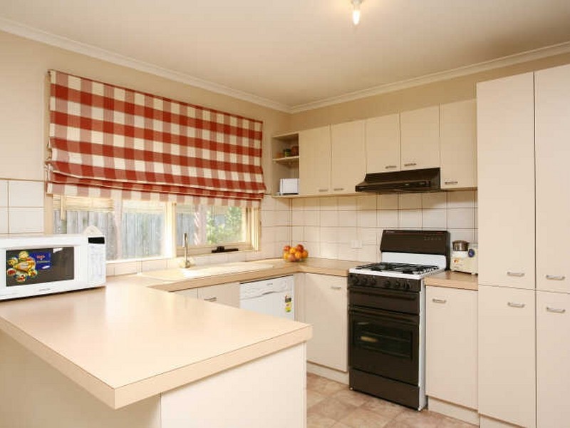 4 Kelburn Road, Berwick VIC 3806