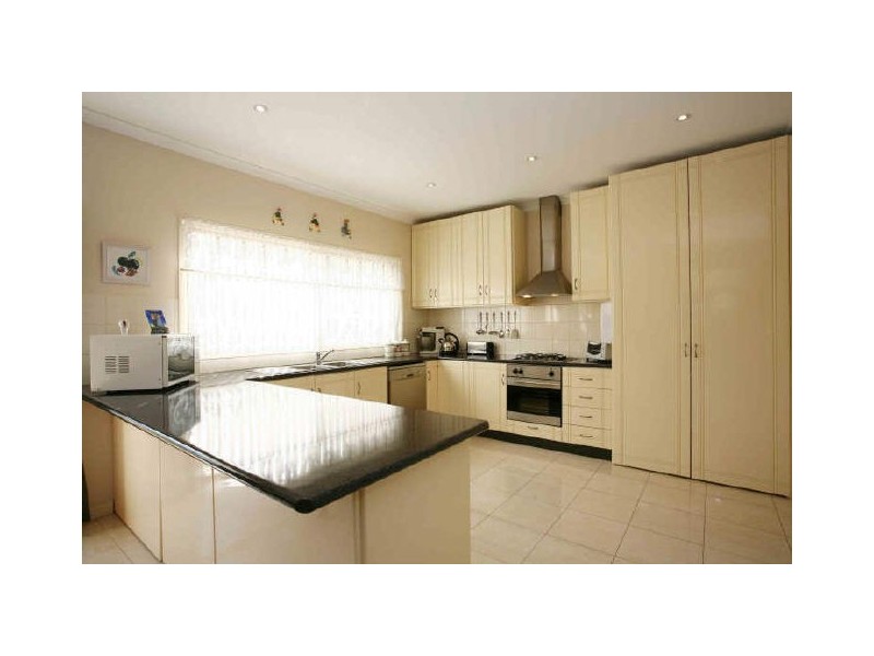 94 Drysdale Avenue, Narre Warren North VIC 3804