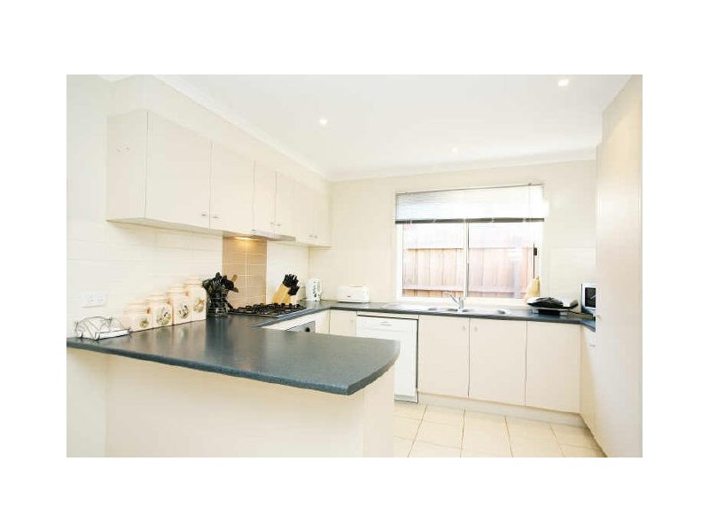 71 Melzak Way, Berwick VIC 3806