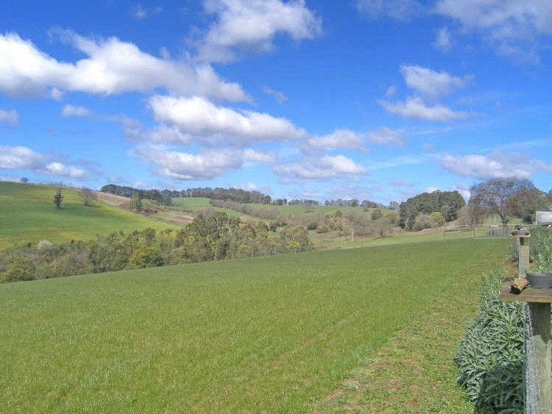 Mountain Road, Gembrook VIC 3783