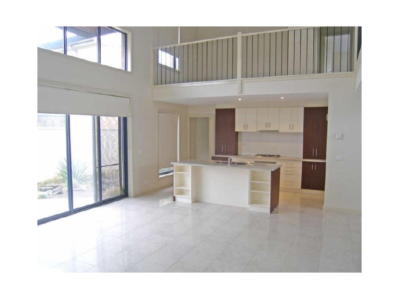 Unit 2/21 Oaks Lane, Pakenham VIC 3810