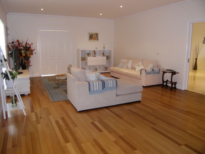 22 Rockleigh Park Road, Narre Warren North VIC 3804