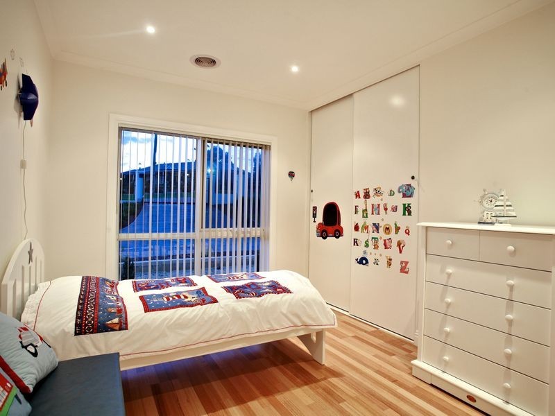 22 Rockleigh Park Road, Narre Warren North VIC 3804