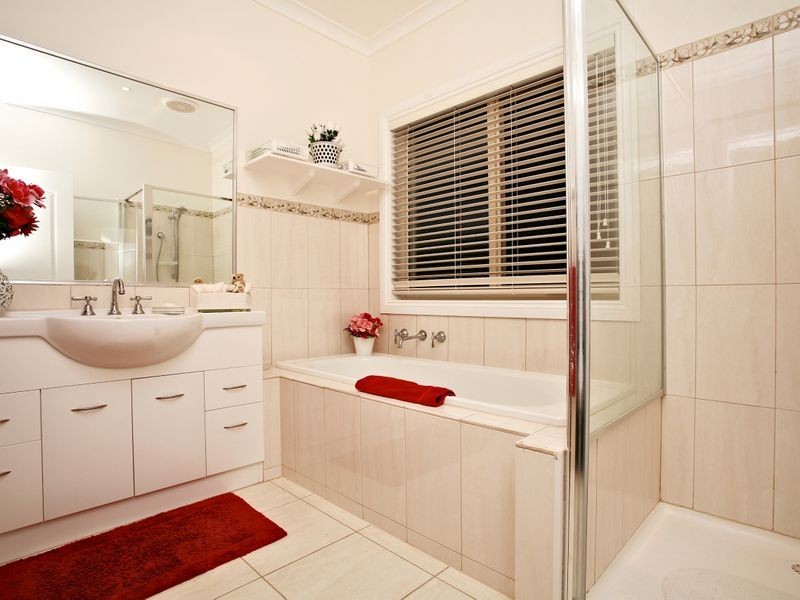 22 Rockleigh Park Road, Narre Warren North VIC 3804