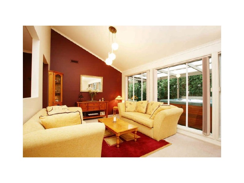 3 Glen Court, Narre Warren VIC 3805