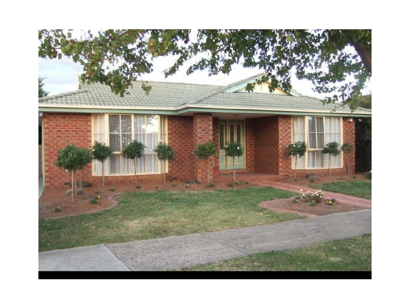 149 Hinrichsen Drive, Hallam VIC 3803