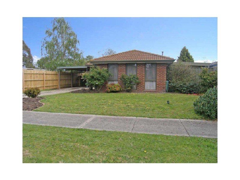 17 Pioneer Court, Berwick VIC 3806