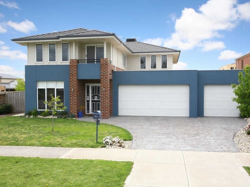 2 Loxley Boulevard, Narre Warren South VIC 3805