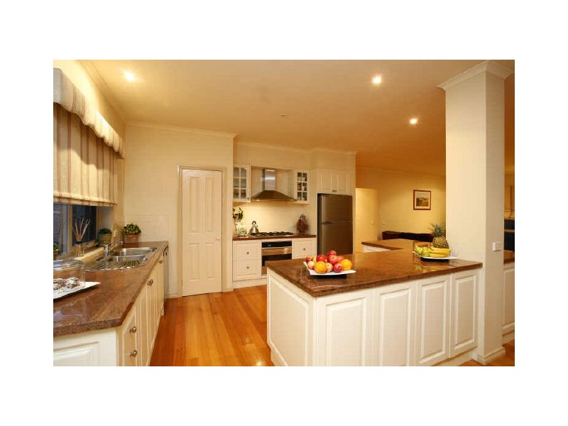 5 Vista Place, Beaconsfield VIC 3807