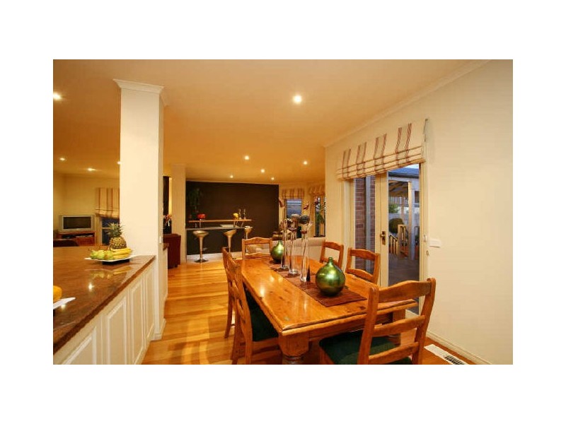 5 Vista Place, Beaconsfield VIC 3807