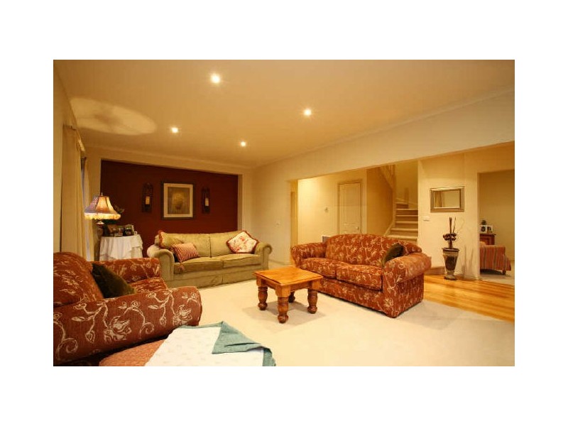 5 Vista Place, Beaconsfield VIC 3807