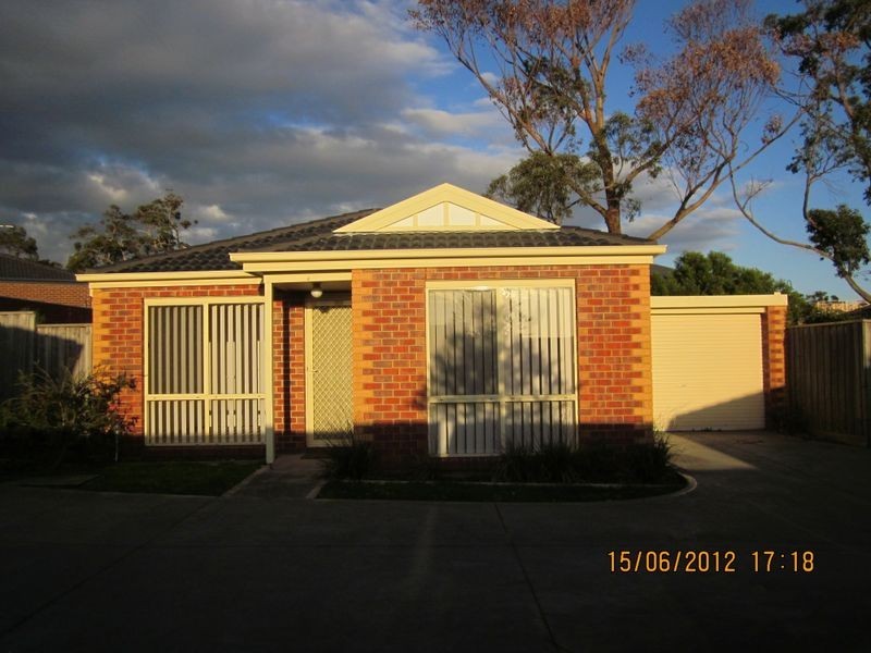 2/60 Sunnyvale Drive, Langwarrin VIC 3910