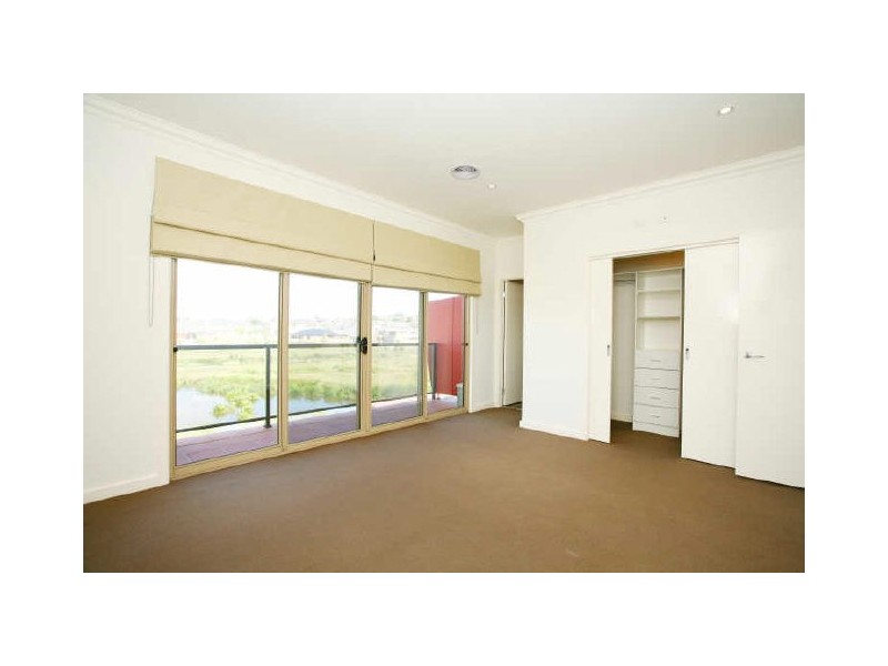 Unit 4/25 Canberra Avenue, Berwick VIC 3806