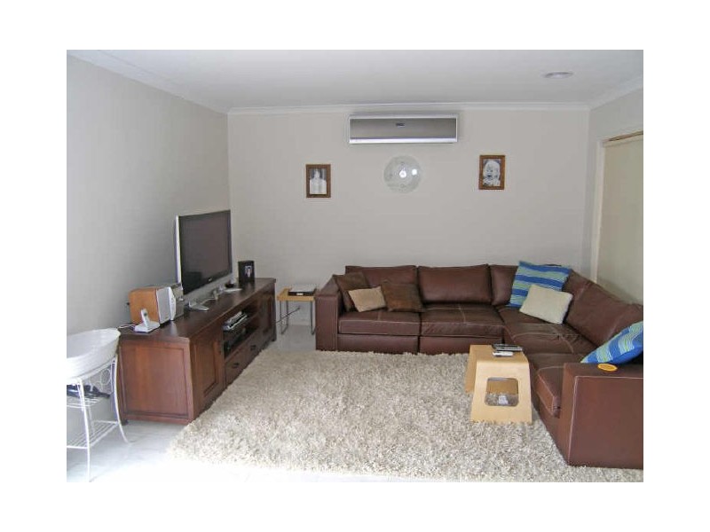 5 Lauradan Avenue, Berwick VIC 3806