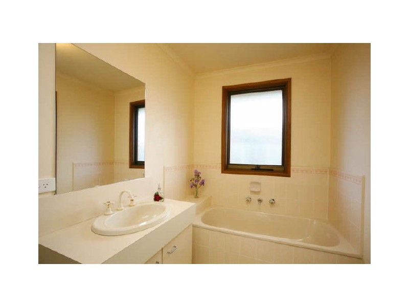 3 Kelburn Road, Berwick VIC 3806