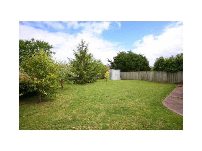 3 Kelburn Road, Berwick VIC 3806