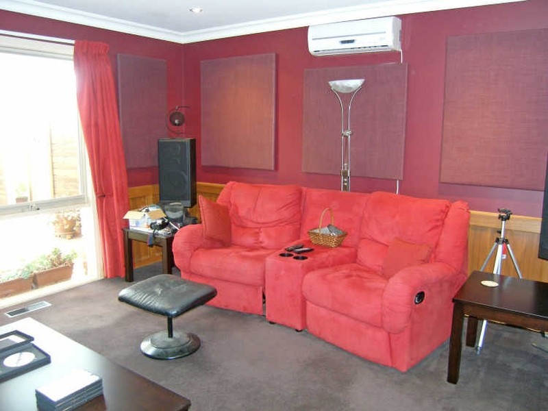 21 Christopher Court, Hallam VIC 3803