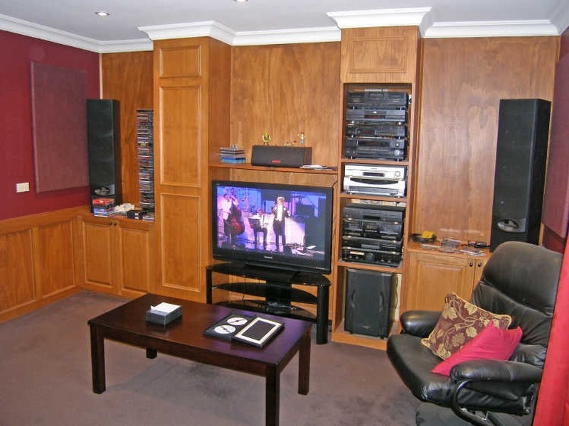 21 Christopher Court, Hallam VIC 3803