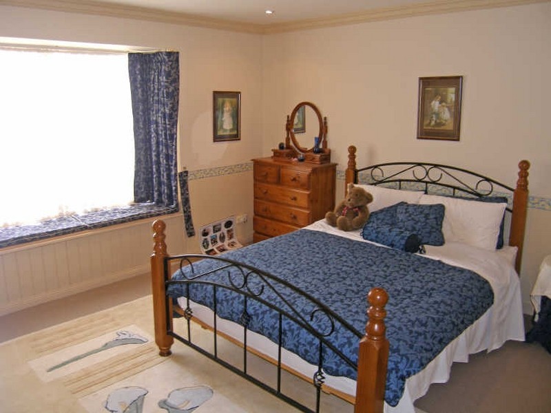 21 Christopher Court, Hallam VIC 3803