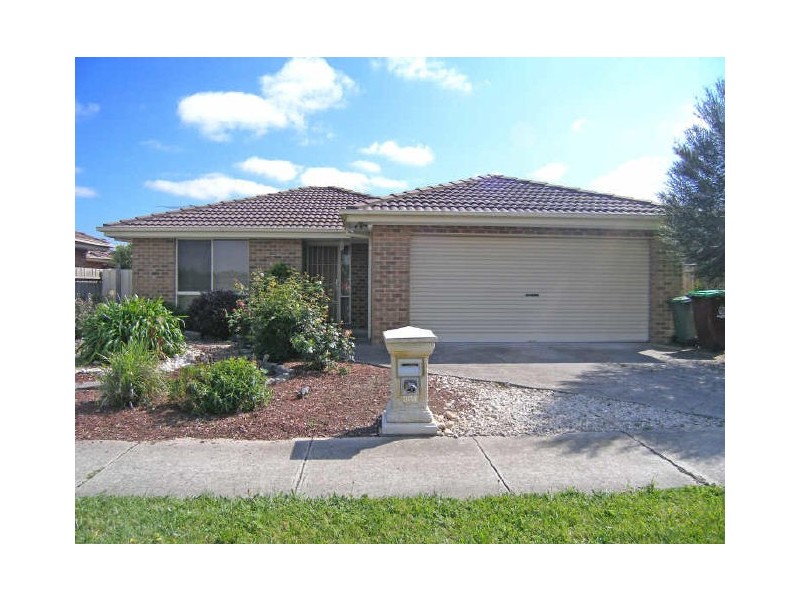 384 Centre Road, Berwick VIC 3806