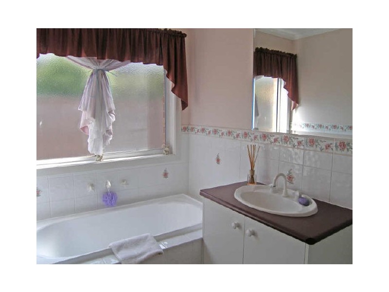 29 Napier Way, Narre Warren South VIC 3805