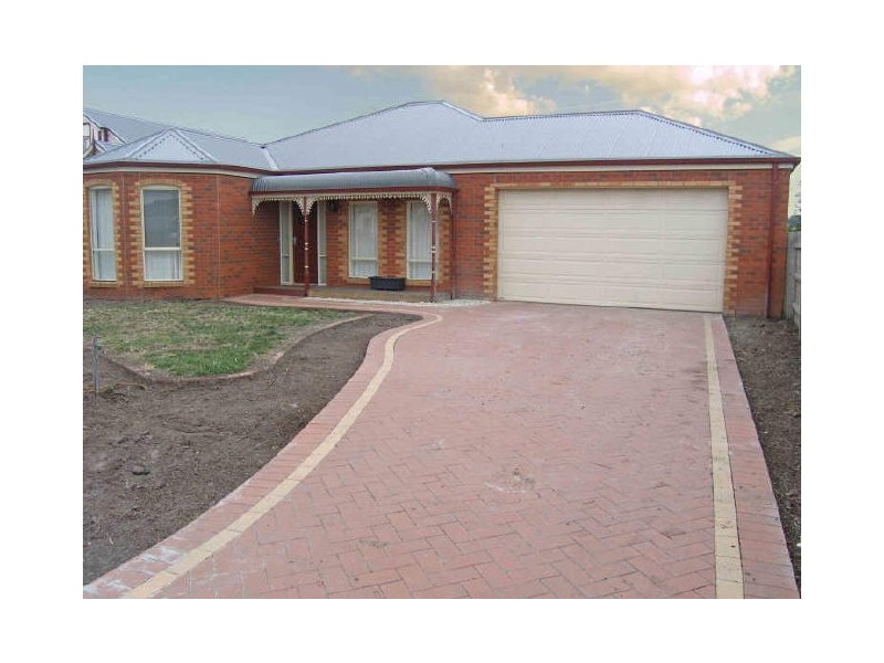 3 Riflebird Avenue, Narre Warren VIC 3805