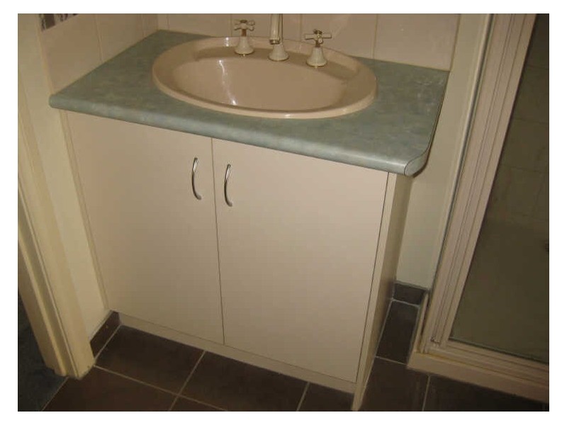 4/19-21 Maculata Drive, Cranbourne VIC 3977