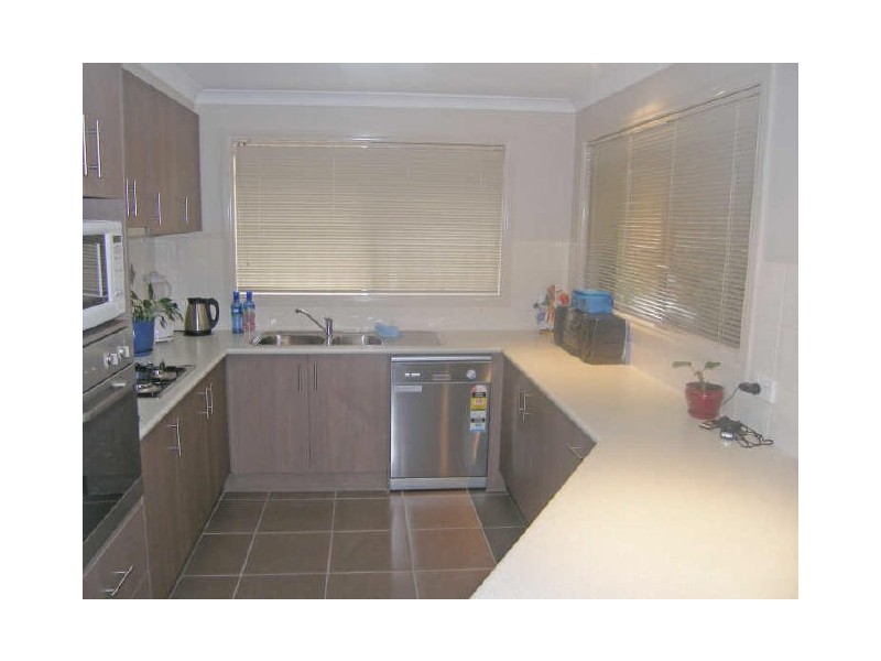 8 Sigvard Boulevard, Hallam VIC 3803