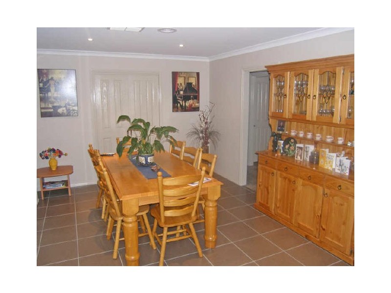 8 Sigvard Boulevard, Hallam VIC 3803