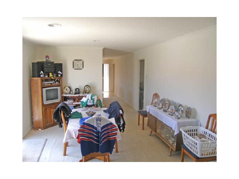 13 Jasa Crescent, Cranbourne VIC 3977