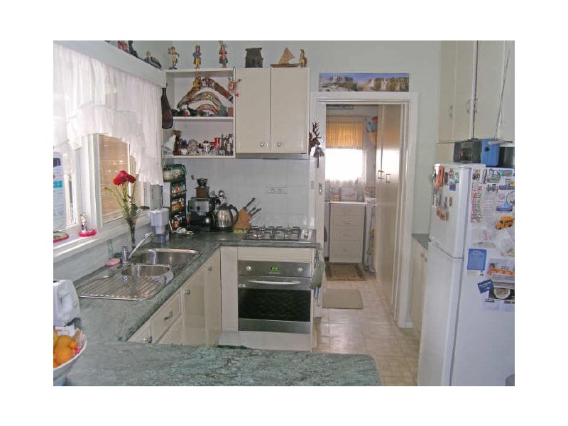 33 Lyall Road, Berwick VIC 3806