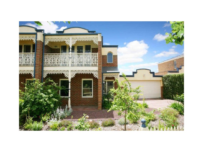 9 Reid Mews, Berwick VIC 3806