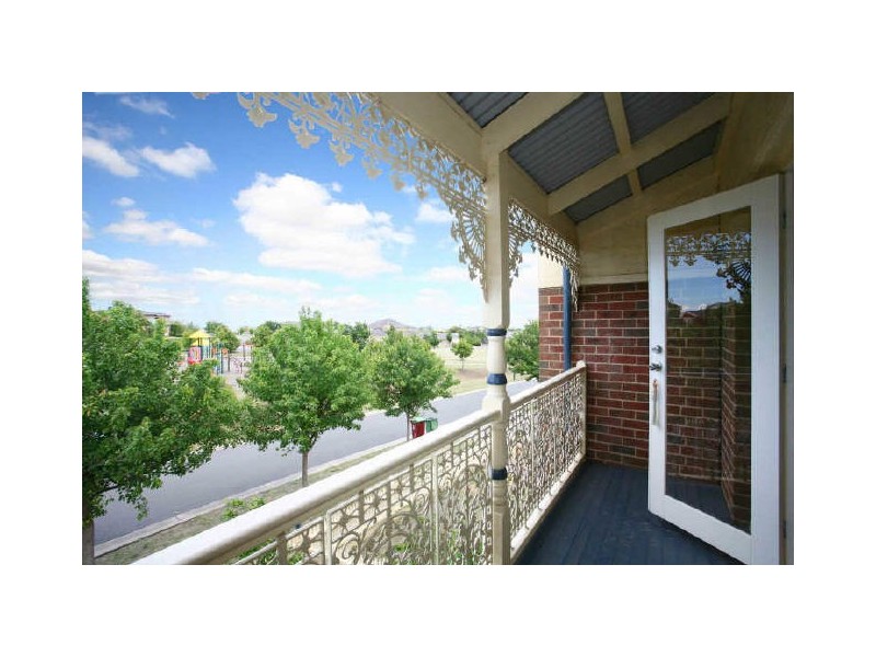 9 Reid Mews, Berwick VIC 3806