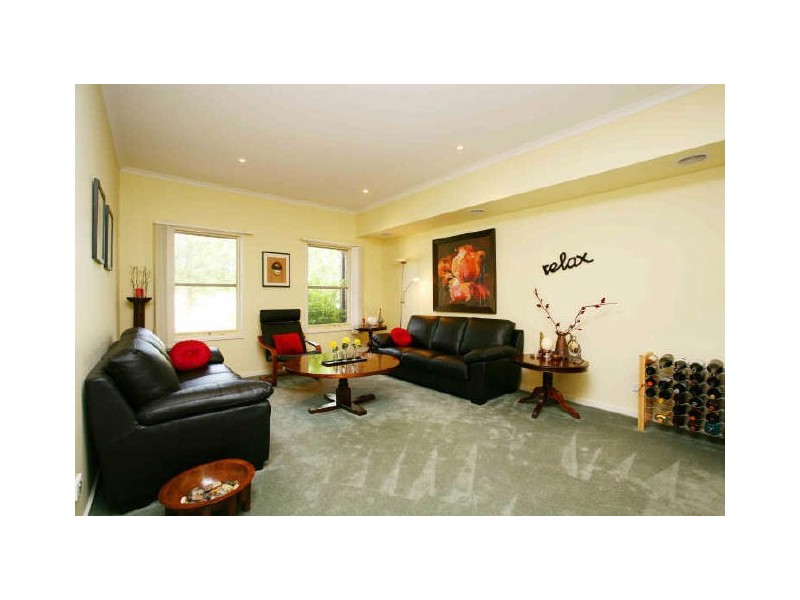 9 Reid Mews, Berwick VIC 3806