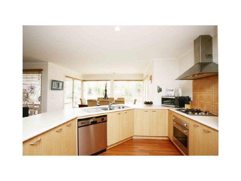 11 Bermer Court, Narre Warren South VIC 3805