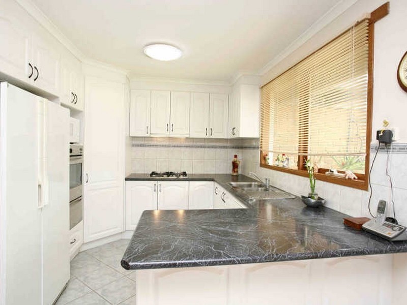 2 Tara Court, Hallam VIC 3803