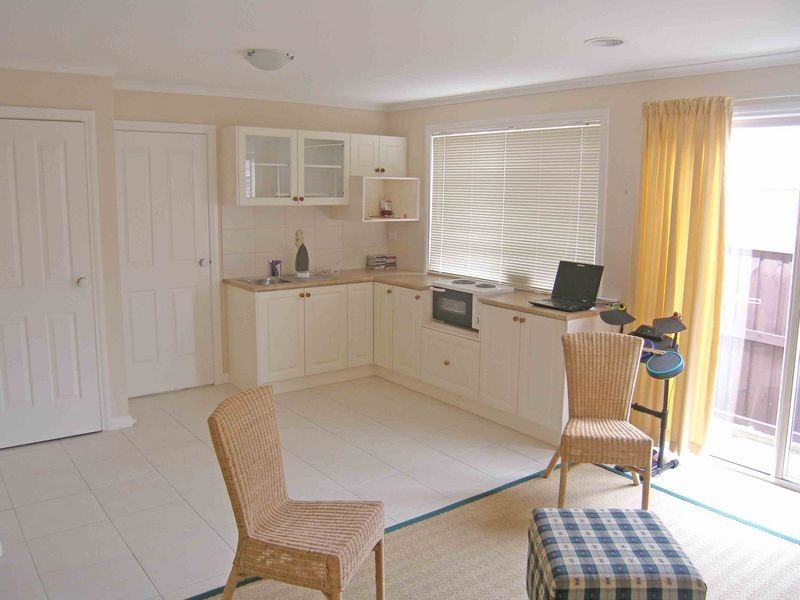 18 Sunview Place, Berwick VIC 3806