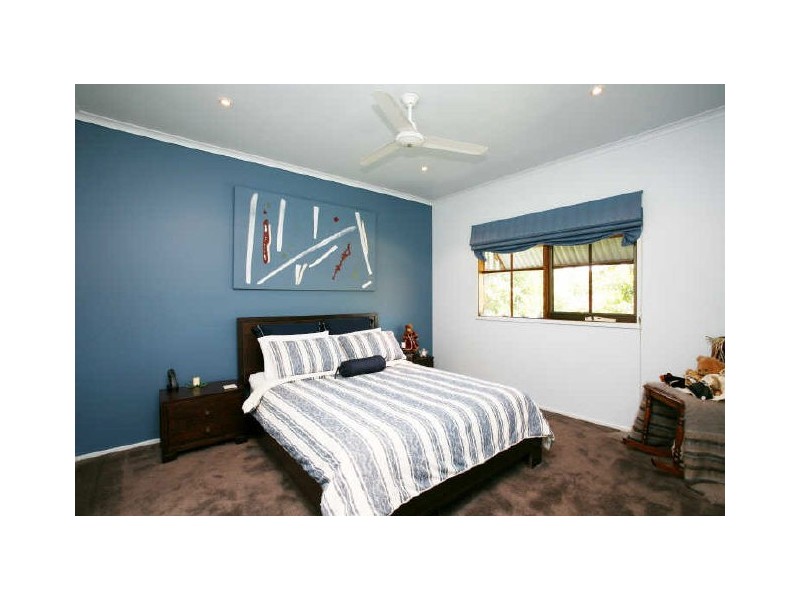 4 Kevin Close, Beaconsfield VIC 3807