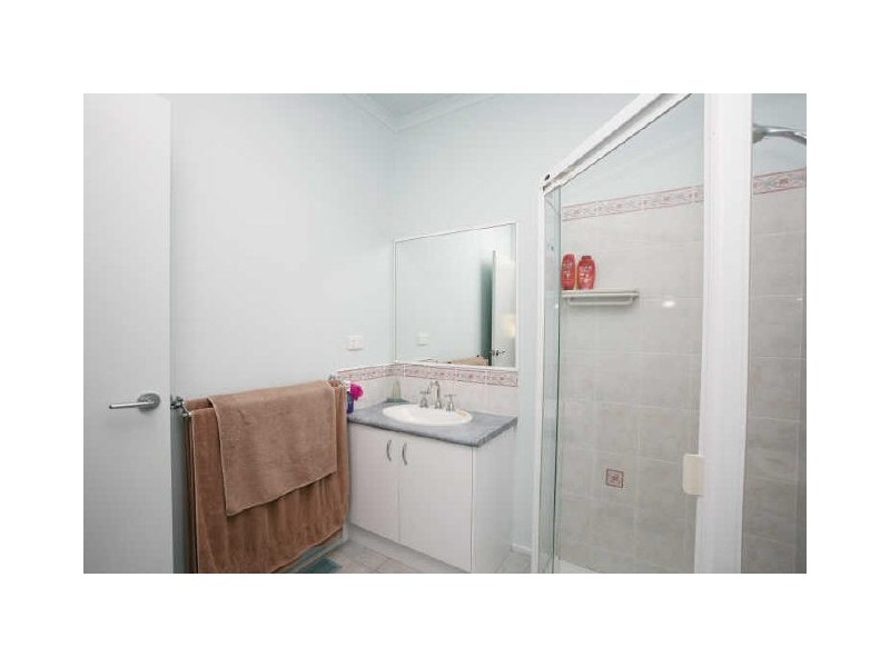 4 Kevin Close, Beaconsfield VIC 3807