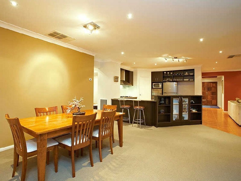 19 Hartsmere Drive, Berwick VIC 3806