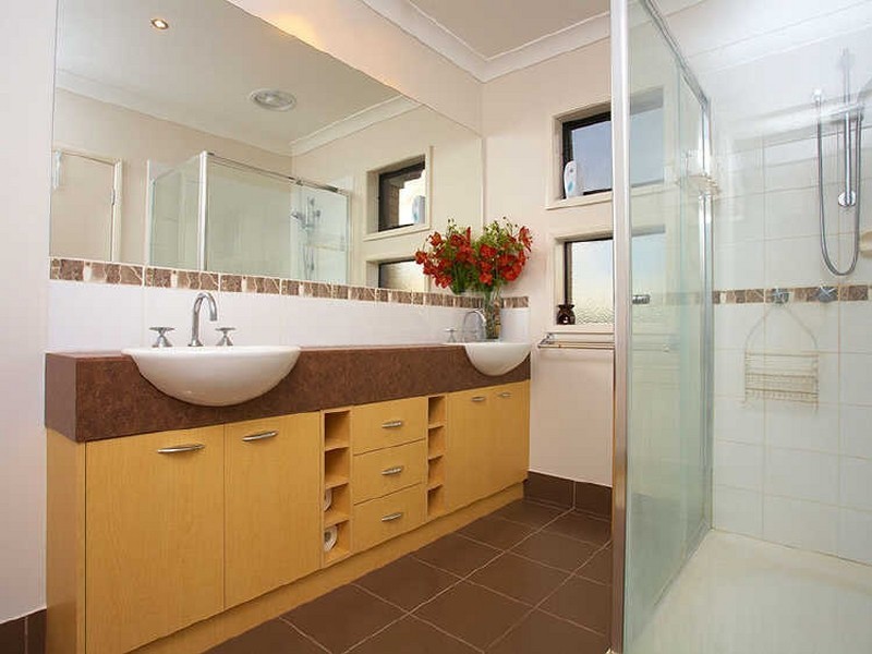 19 Hartsmere Drive, Berwick VIC 3806
