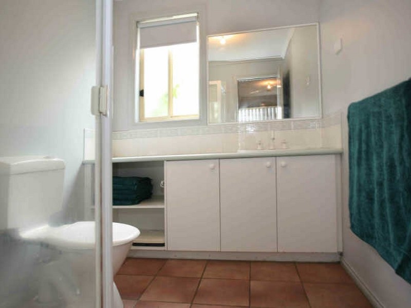 37 Silkwood Avenue, Berwick VIC 3806