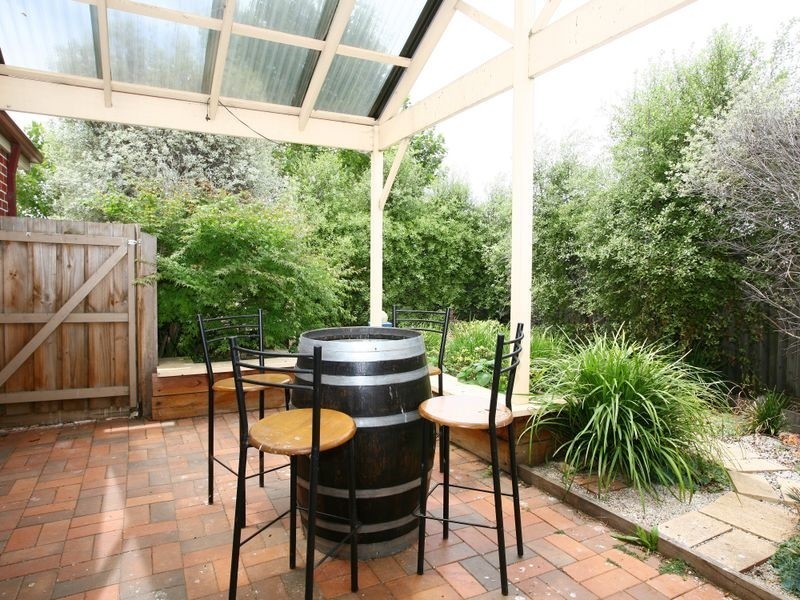 3 Robinswood Parade, Narre Warren South VIC 3805