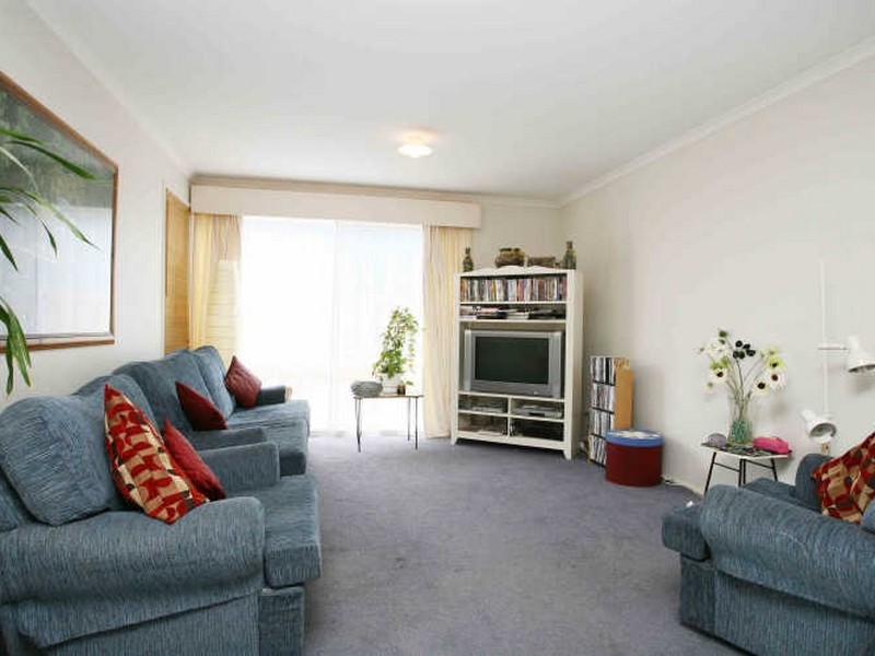 114 Berwick Springs Promenade, Narre Warren South VIC 3805