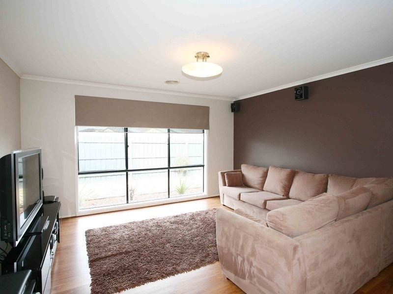 2 Keswick Court, Narre Warren South VIC 3805