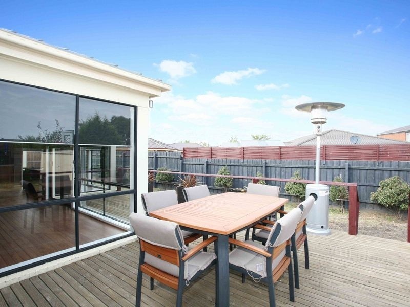 2 Keswick Court, Narre Warren South VIC 3805