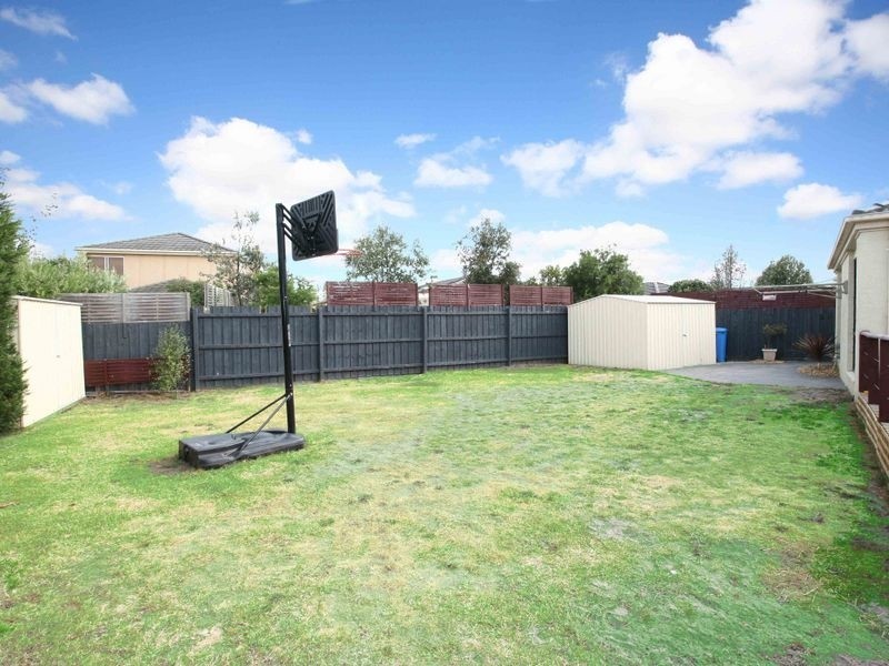 2 Keswick Court, Narre Warren South VIC 3805