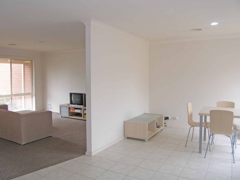 5/133 Bemersyde Drive, Berwick VIC 3806