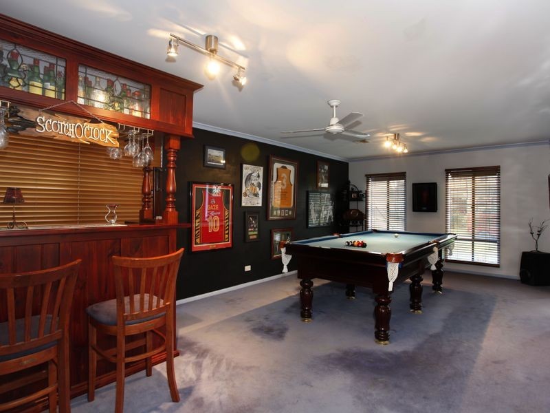 12 Argyle Court, Berwick VIC 3806